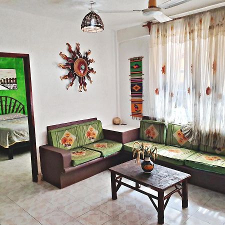 Hotel Amueblados Gaby Zihuatanejo Exterior foto